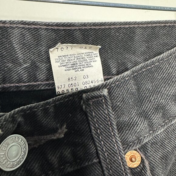 Levi 550 Black Relaxed Fit Jeans Men's 33x32 - Picture 3 of 5